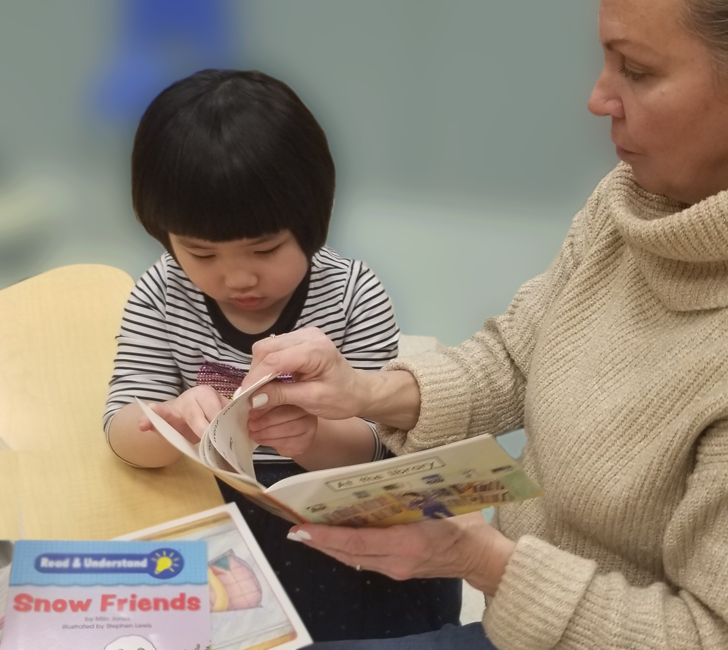 Kate and Michelle reading